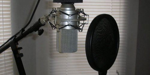 TAYLOR Studios provides the Wisconsin area with affordable professional recording engineers for studio & live sound engineering.
Milwaukee, Wisconsin's premi&egrave;re digital audio production-house is TAYLOR Studios, Ltd.
At TAYLOR Studios, audio engineering is our specialty, including digital audio recording, audio mixing and digital audio mastering for cd.
Whether recording projects from start to finish, pulling down a mix of pre-recorded tracks, or mastering completed songs for CD,  TAYLOR Studios is the right choice.